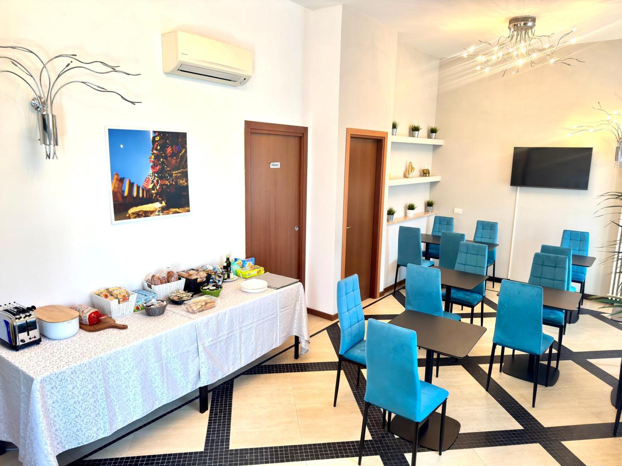Verona Class Aparthotel "Residenze Del Cuore" — Photos 2